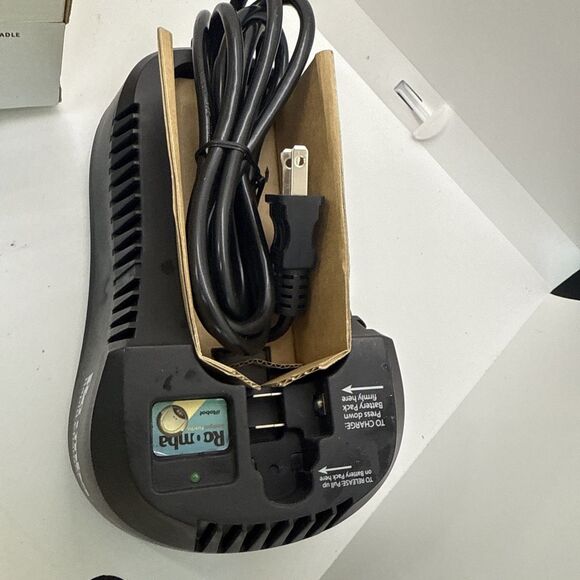 IRobot Roomba Vacuum Rapid Charger for Intelligent Floor Vac Model 02001 , 02002 - Picture 7 of 10